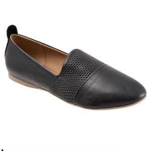 Bueno Katy Black Flat